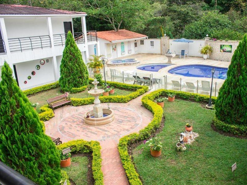 Hotel Campestre Santa Catalina San Gil Exterior photo