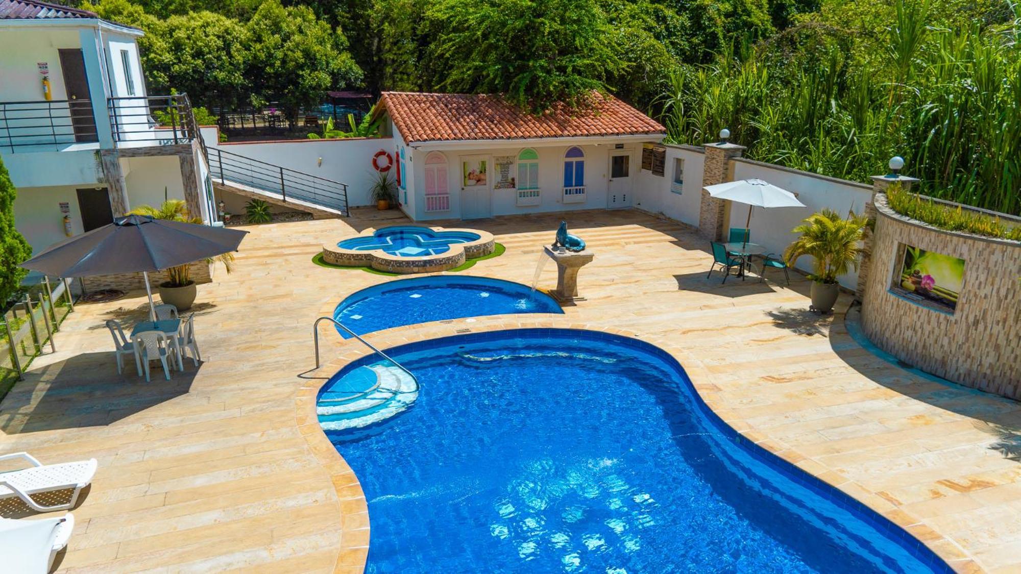 Hotel Campestre Santa Catalina San Gil Exterior photo