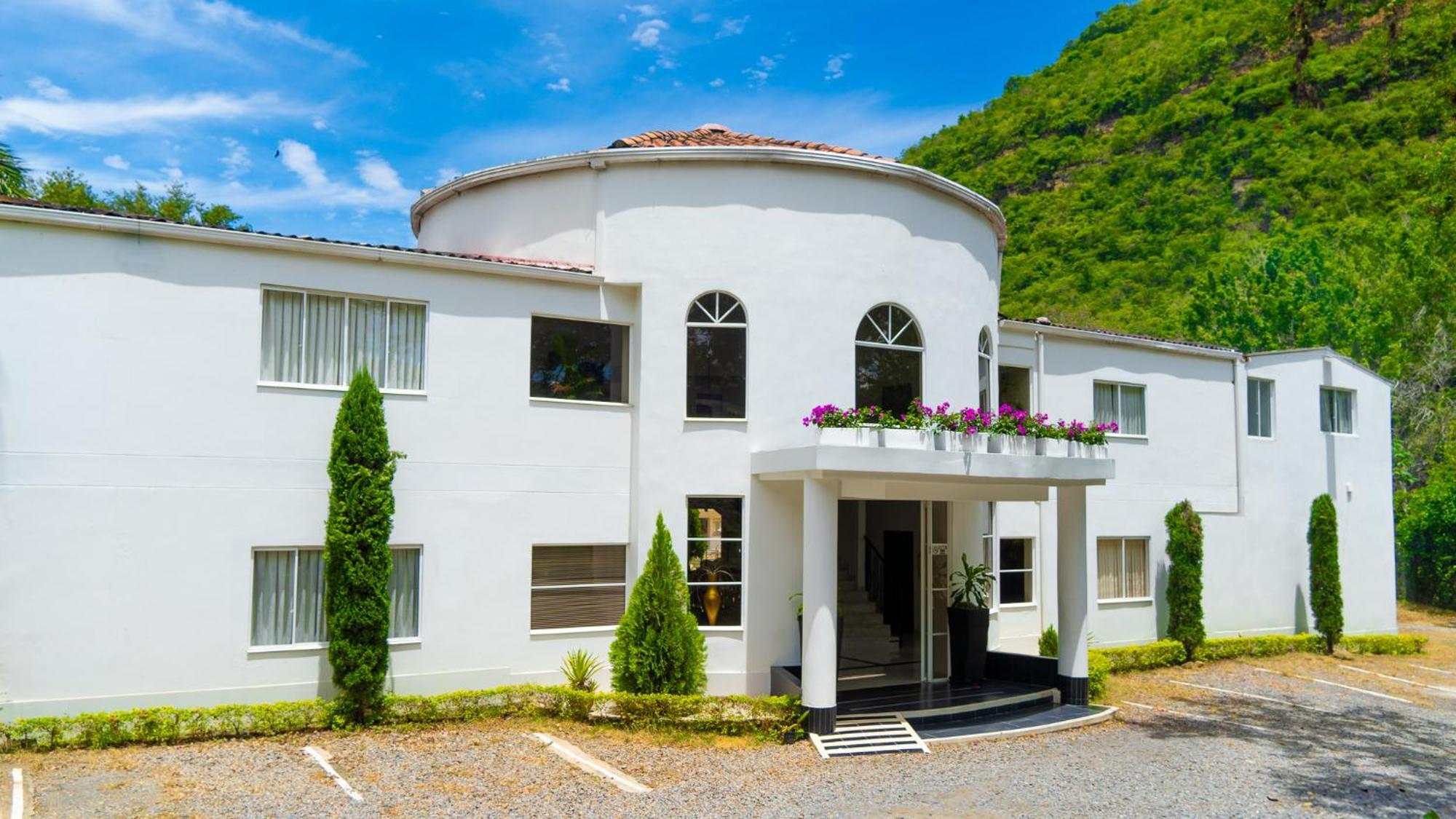 Hotel Campestre Santa Catalina San Gil Exterior photo