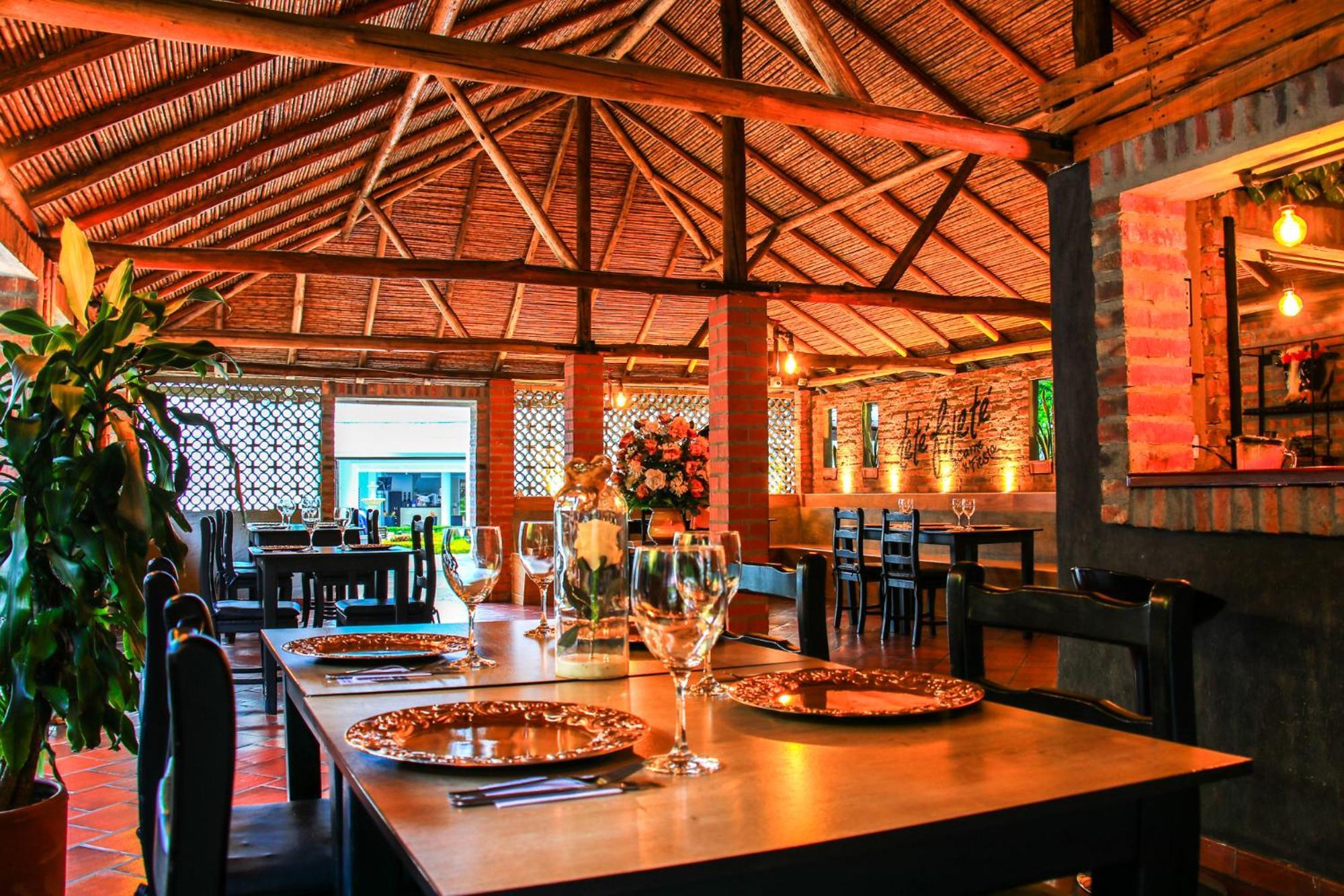 Hotel Campestre Santa Catalina San Gil Exterior photo